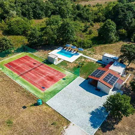 度假居 With Pool In 54923
