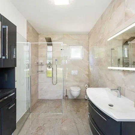 With Pool In 54923 포세다르예